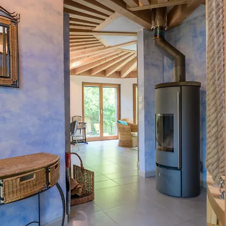 펜션 Charmante Maison En Bois *