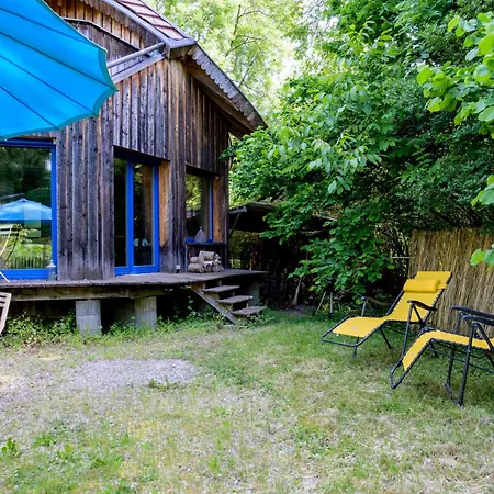 Charmante Maison En Bois Vakantiehuis *